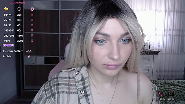 Snapshot of Yoda21 chatting on 02-18-25, 11:33 Yoda21 online show from 02-18-25, 11:33