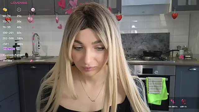 Snapshot of Yoda21 chatting on 03-01-25, 08:45 Yoda21 online show from 03-01-25, 08:45