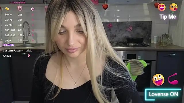 Snapshot of Yoda21 chatting on 03-09-25, 02:54 Yoda21 online show from 03-09-25, 02:54