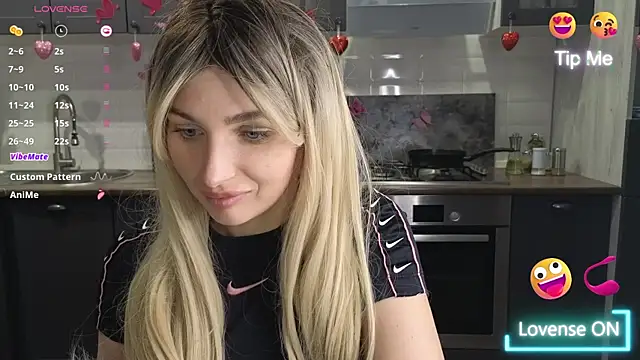 Snapshot of Yoda21 chatting on 03-15-25, 04:32 Yoda21 online show from 03-15-25, 04:32