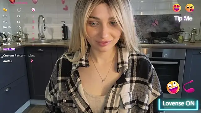 Snapshot of Yoda21 chatting on 03-18-25, 01:09 Yoda21 online show from 03-18-25, 01:09