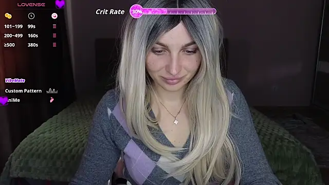 Snapshot of Yoda21 chatting on 10-22-25, 12:16 Yoda21 online show from 10-22-25, 12:16