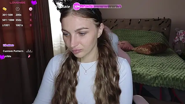 Snapshot of Yoda21 chatting on 11-02-25, 12:29 Yoda21 online show from 11-02-25, 12:29