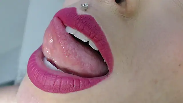 KinaCooper online show from 02-13-25, 11:58