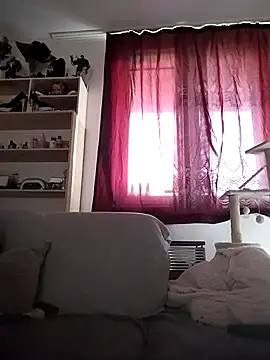 LauraBaby online show from 10-19-25, 12:17