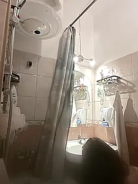 LauraBaby online show from 04-22-26, 07:37