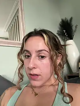 Snapshot of Miss_emilee chatting on 03-07-25, 01:40 Miss emilee online show from 03-07-25, 01:40