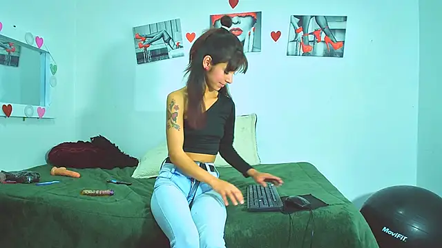 Tatis Blux online show from 01-17-25, 09:28