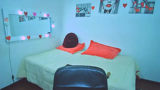 Tatis Blux online show from 02-11-25, 02:24