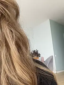 curvyflawless online show from 02-09-25, 09:47