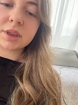 curvyflawless online show from 02-15-25, 10:00