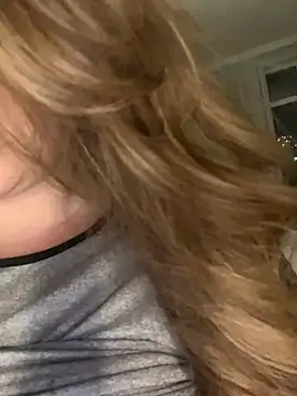 curvyflawless online show from 02-16-25, 04:53