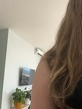 curvyflawless online show from 03-05-25, 07:16