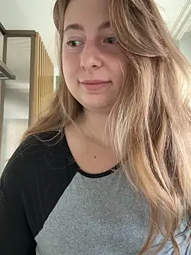 curvyflawless online show from 10-11-25, 07:18