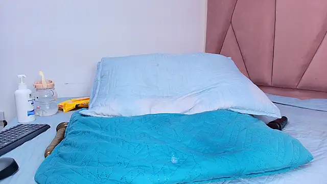 arl chloee online show from 03-06-25, 06:08