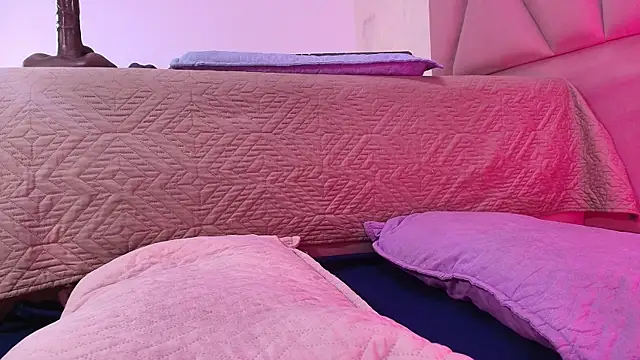 arl chloee online show from 09-09-25, 03:06