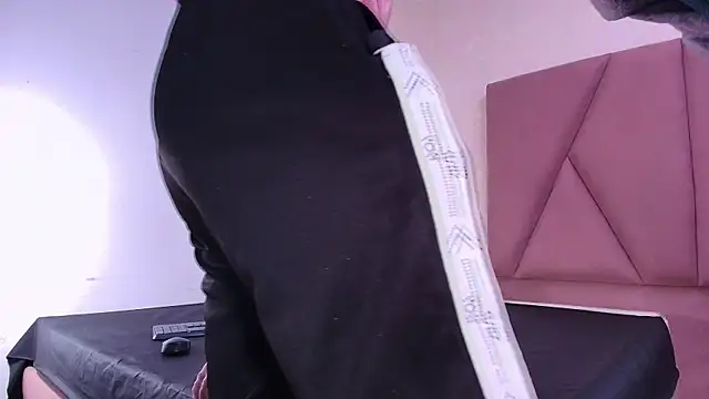 arl chloee online show from 09-10-25, 03:06