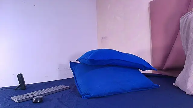 Snapshot of arl_chloee chatting on 09-20-25, 03:07 arl chloee online show from 09-20-25, 03:07