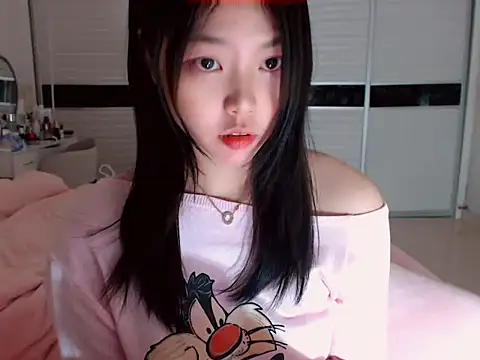 -Lucky Girl online show from 01-08-25, 11:54