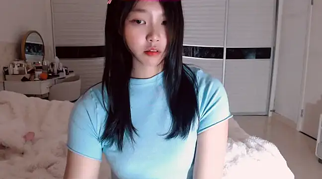 -Lucky Girl online show from 01-24-25, 02:08