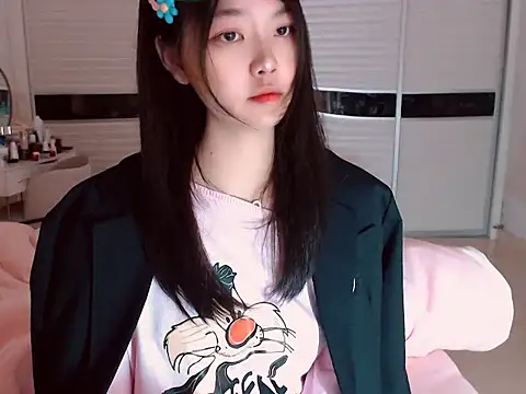 -Lucky Girl online show from 02-04-25, 01:56