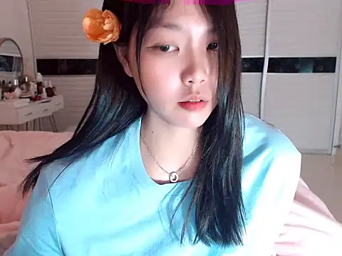 -Lucky Girl online show from 02-21-25, 11:22