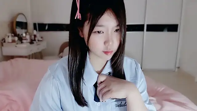 -Lucky Girl online show from 02-22-25, 03:36