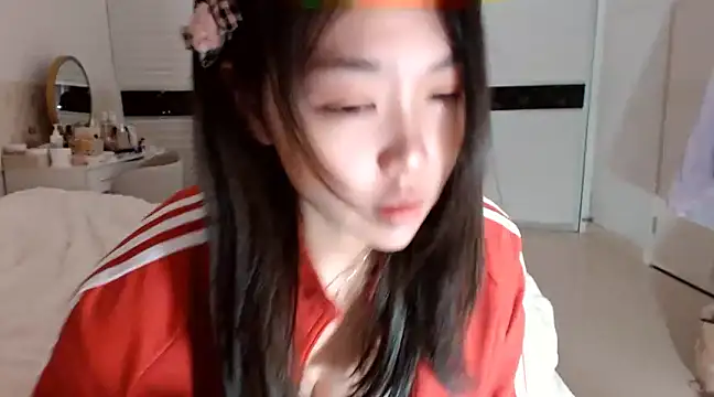 -Lucky Girl online show from 03-06-25, 11:53