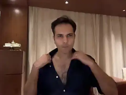 Snapshot of immog727 chatting on 12-26-24, 05:08 immog727 online show from 12-26-24, 05:08