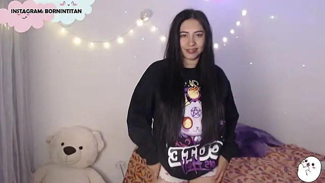 Snapshot of SatansWife chatting on 02-19-26, 11:45 SatansWife online show from 02-19-26, 11:45
