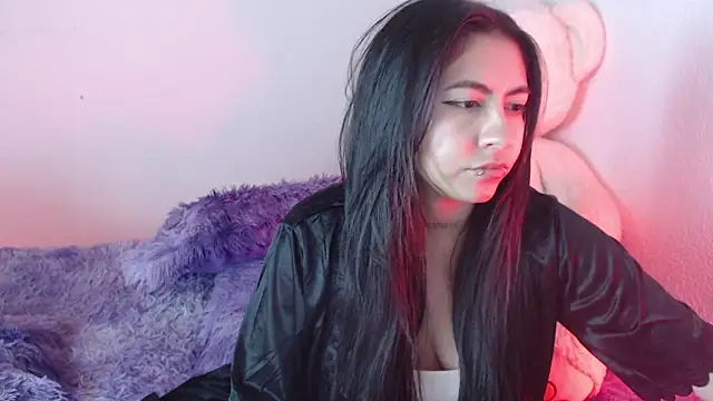Snapshot of SatansWife chatting on 04-30-26, 12:17 SatansWife online show from 04-30-26, 12:17