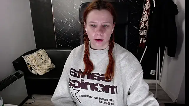 littleviki7 online show from 01-14-25, 06:24