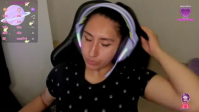 Snapshot of nerdgirl_314 chatting on 12-27-24, 01:00 nerdgirl 314 online show from 12-27-24, 01:00