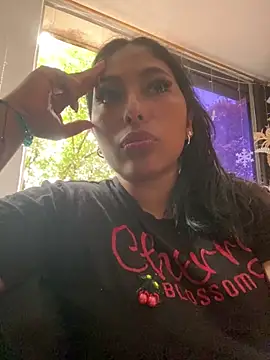 emmyjhonson07 online show from 12-13-24, 02:49