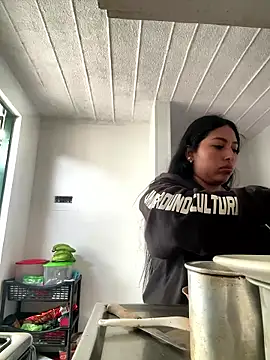 emmyjhonson07 online show from 01-16-26, 04:22