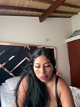 emmyjhonson07 online show from 07-16-26, 04:13