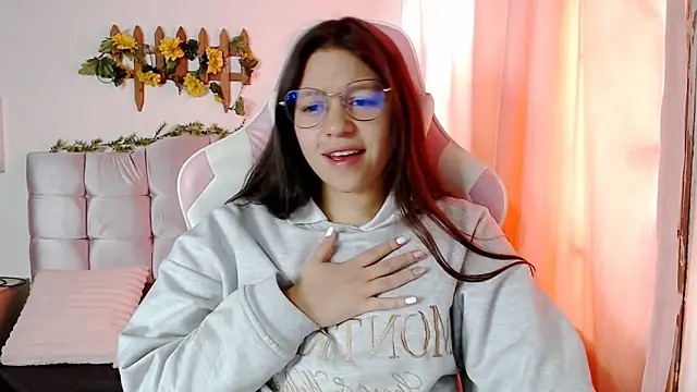 SamanthaRoldaan online show from 09-26-25, 04:00