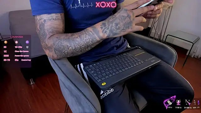 JordanSmiith  online show from 01-29-25, 09:39