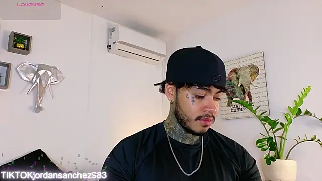 JordanSmiith  online show from 02-03-26, 08:25