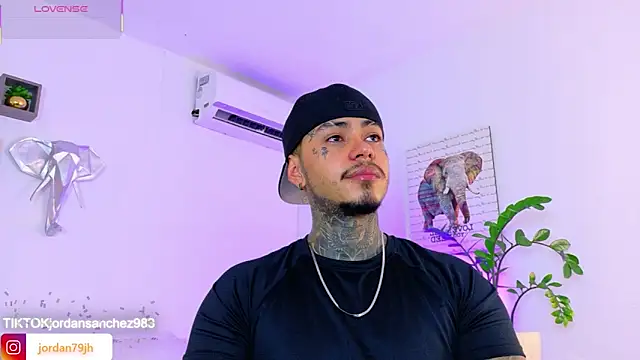 JordanSmiith  online show from 05-19-26, 09:10