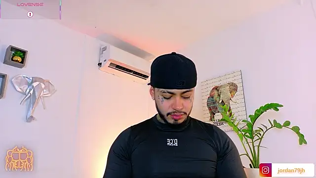 JordanSmiith  online show from 07-13-26, 09:17