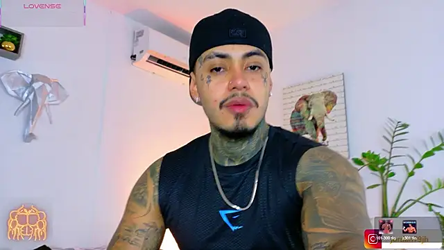 JordanSmiith  online show from 07-23-26, 10:08