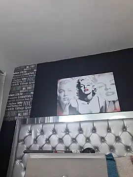  nicolehotshemale online show from 01-22-25, 12:16