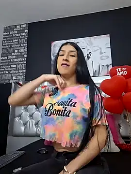  nicolehotshemale online show from 02-06-25, 10:00