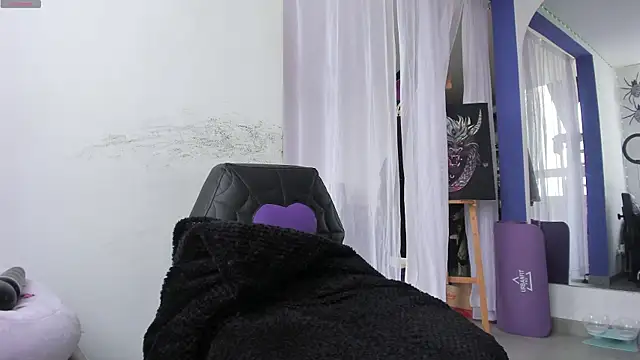 witchviolet online show from 03-09-25, 05:39