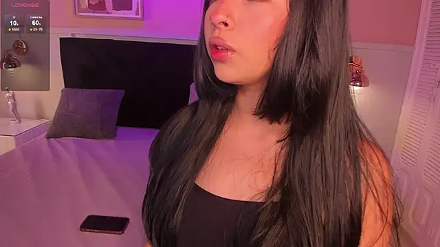 chloe watson  online show from 04-29-26, 08:04