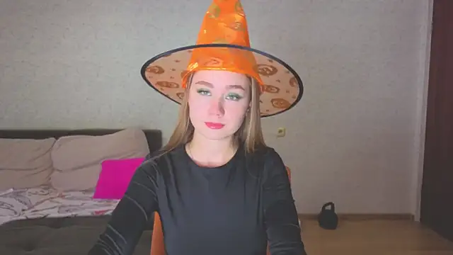 natali2550 online show from 10-28-25, 06:39