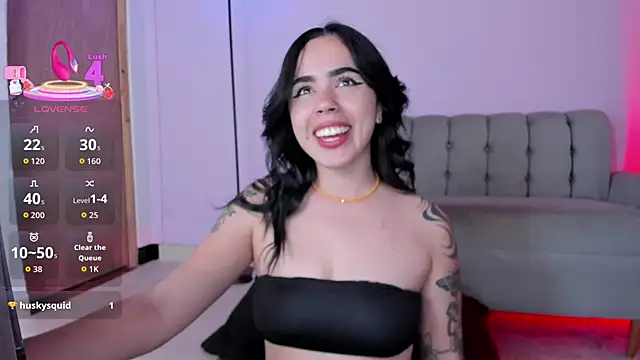 zoe6x online show from 10-28-25, 02:20