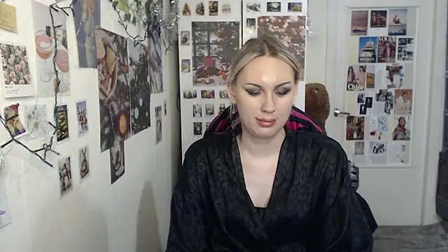 Snapshot of CapriScorpion chatting on 01-03-25, 05:20 CapriScorpion online show from 01-03-25, 05:20