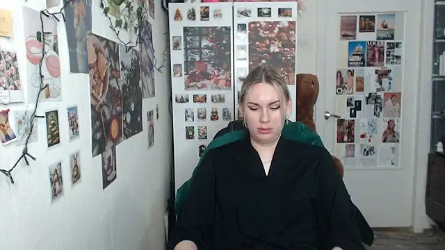 Snapshot of CapriScorpion chatting on 01-28-25, 01:59 CapriScorpion online show from 01-28-25, 01:59